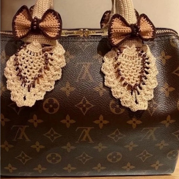 Elegant Beige and Pink Crotchet Purse Covers for LV Speedy. - Picture 2 of 2
